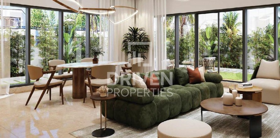 Таунхаус в Dubai Land, Дубай, 5 спален, 229м², № 86789