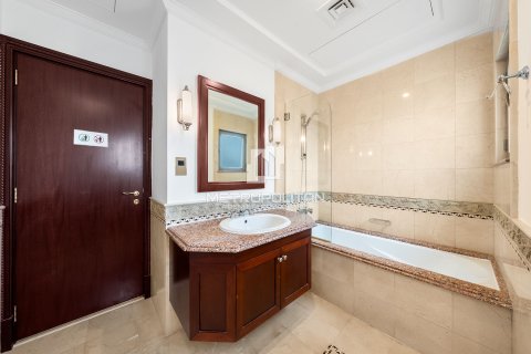 Villa in Signature Villas, Palm Jumeirah, Dubai 7 bedrooms, 1245 sq.m. № 73219 - photo 17