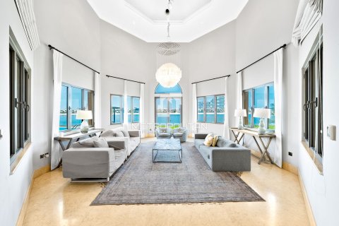 Villa in Signature Villas, Palm Jumeirah, Dubai 7 bedrooms, 1245 sq.m. № 73219 - photo 5