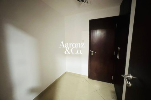 Apartment in Icon Tower 2, Jumeirah Lake Towers, Dubai 2 bedrooms, 122 sq.m. № 110703 - photo 9