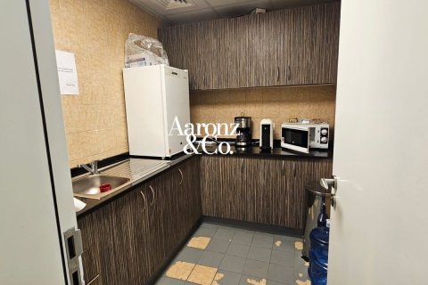 Bureau à Business Bay, Dubai, 147 m², № 110702 - photo 6