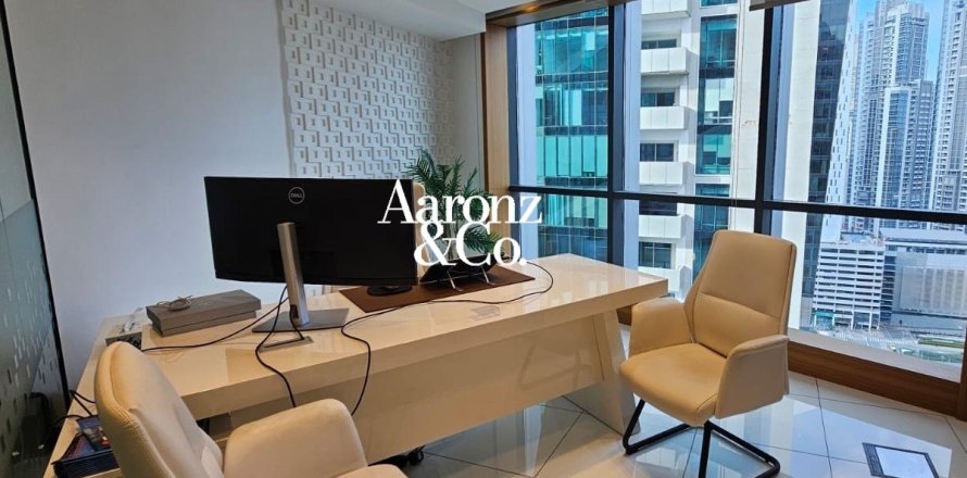 Bureau à Business Bay, Dubai, 147 m², № 110702