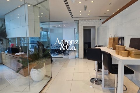 Bureau à Business Bay, Dubai, 147 m², № 110702 - photo 13