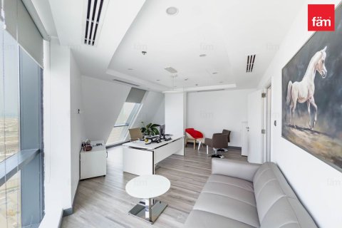 Купить офис в Бизнес-Бэе, Дубай: 598.6м², № 18530 - фото 2
