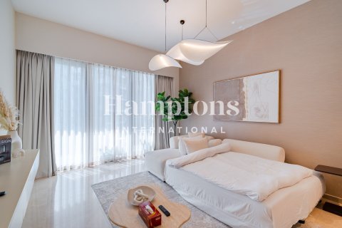 Apartamento en Grandeur Residences, Palm Jumeirah, Dubai, 1 dormitorio, 72.76999087 m², № 92876 - foto 13