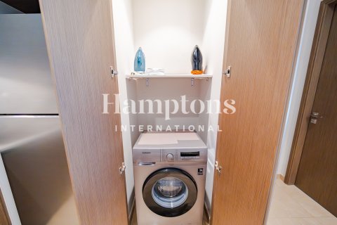 Apartamento en Grandeur Residences, Palm Jumeirah, Dubai, 1 dormitorio, 72.76999087 m², № 92876 - foto 8