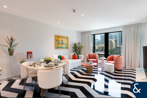 Apartment in BURJ VIEWS in Downtown Dubai (Downtown Burj Dubai), Dubai 1 bedroom, 84 sq.m. № 79303 - photo 1