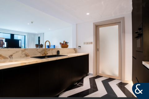 Apartment in BURJ VIEWS in Downtown Dubai (Downtown Burj Dubai), Dubai 1 bedroom, 84 sq.m. № 79303 - photo 6