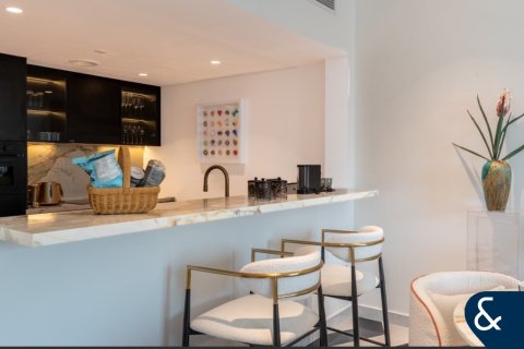 Apartment in BURJ VIEWS in Downtown Dubai (Downtown Burj Dubai), Dubai 1 bedroom, 84 sq.m. № 79303 - photo 7