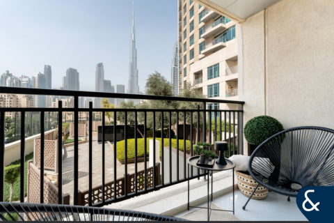 Apartment in BURJ VIEWS in Downtown Dubai (Downtown Burj Dubai), Dubai 1 bedroom, 84 sq.m. № 79303 - photo 12