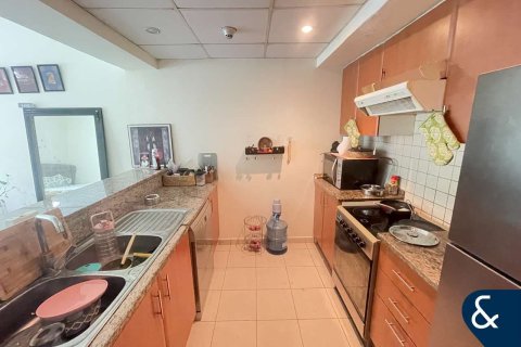 Apartamento en AL DHAFRAH en Greens, Dubai, 1 dormitorio, 70 m², № 79302 - foto 3