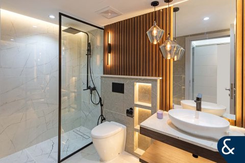 Apartment in BURJ VIEWS in Downtown Dubai (Downtown Burj Dubai), Dubai 1 bedroom, 85 sq.m. № 79311 - photo 7