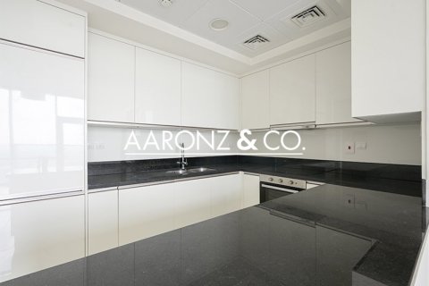 Apartment in Business Bay, Dubai 1 bedroom, 82 sq.m. № 96664 - photo 9