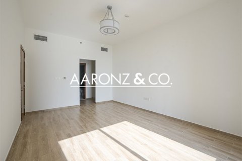 Apartment in Business Bay, Dubai 1 bedroom, 82 sq.m. № 96664 - photo 5