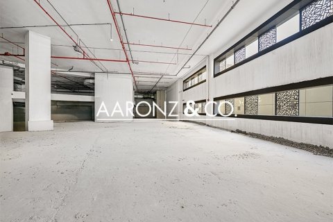 Office in Business Bay, Dubai 5110 sq.m. № 96655 - photo 9