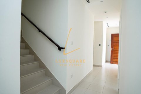 Villa in EMAAR South, Dubai South (Dubai World Central), Dubai 3 bedrooms, 130 sq.m. № 96653 - photo 6