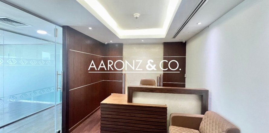 Oficina en Business Bay, Dubai, 87 m², № 96665