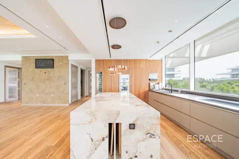 Apartment in Al Barari, Dubai 3 bedrooms, 318 sq.m. № 62903 - photo 1