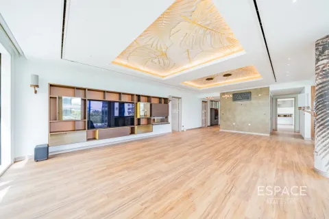Apartment in Al Barari, Dubai 3 bedrooms, 318 sq.m. № 62903 - photo 18