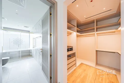 Apartment in Al Barari, Dubai 3 bedrooms, 318 sq.m. № 62903 - photo 20