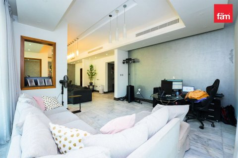 Villa in Dubai 5 bedrooms, 571.3 sq.m. № 10234 - photo 3