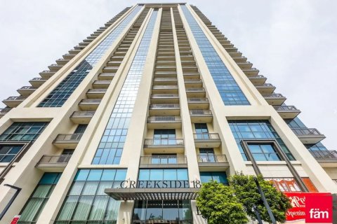 Apartment in Dubai 4 bedrooms, 285.6 sq.m. № 10242 - photo 1