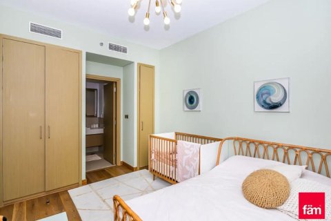 Apartment in Dubai 4 bedrooms, 285.6 sq.m. № 10242 - photo 9