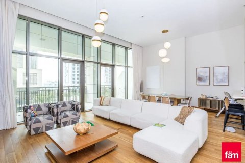 Apartment in Dubai 4 bedrooms, 285.6 sq.m. № 10242 - photo 2