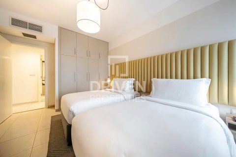 Apartment in Sheikh Zayed Road, Dubai 2 bedrooms, 98.11 sq.m. № 129138 - photo 3