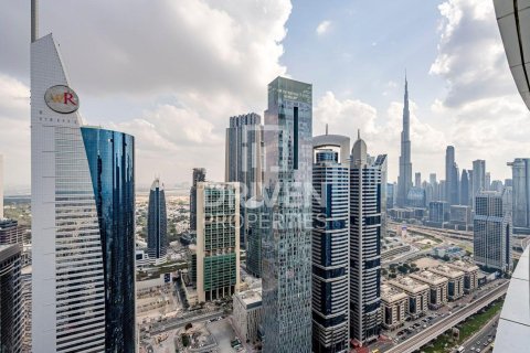 Apartment in Sheikh Zayed Road, Dubai 2 bedrooms, 98.11 sq.m. № 129138 - photo 16