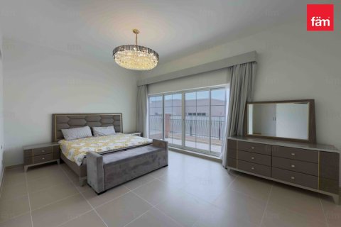 Villa à Dubai, 4 chambres, 468.7 m², № 17036 - photo 16
