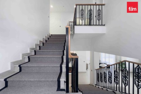 Villa à Dubai, 4 chambres, 468.7 m², № 17036 - photo 14