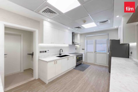 Villa à Dubai, 4 chambres, 468.7 m², № 17036 - photo 12