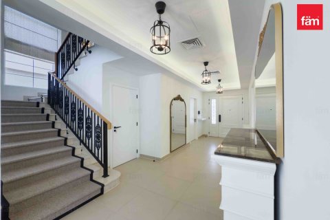 Villa à Dubai, 4 chambres, 468.7 m², № 17036 - photo 5
