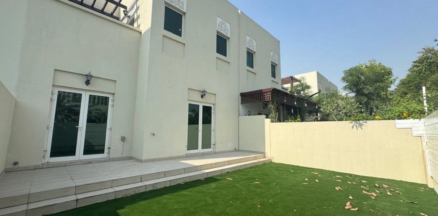 Таунхаус в Al Furjan, Дубай, 3 спальни, 224м², № 60356