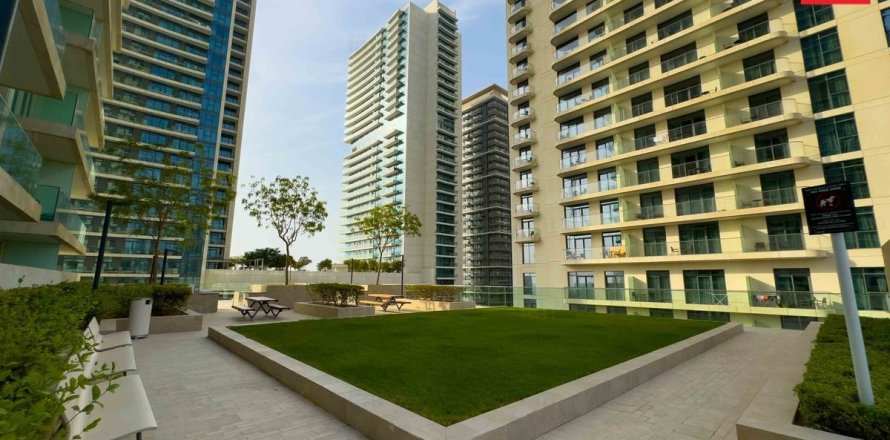 Apartamento en Dubai Marina, Dubai, 1 dormitorio, 75.7 m², № 60367