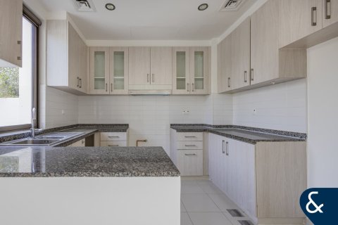 Купить виллу в Mira Oasis 2, Рим, Дубай: 4 спальни, 237м², № 74482 - фото 7