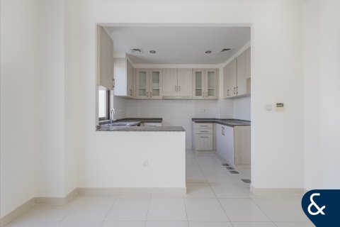 Купить виллу в Mira Oasis 2, Рим, Дубай: 4 спальни, 237м², № 74482 - фото 6