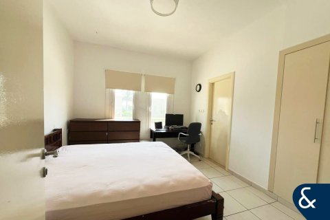 Купить виллу в The Springs, Дубай: 2 спальни, 157м², № 74493 - фото 14