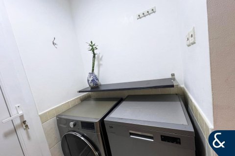 Купить виллу в The Springs, Дубай: 2 спальни, 157м², № 74493 - фото 17