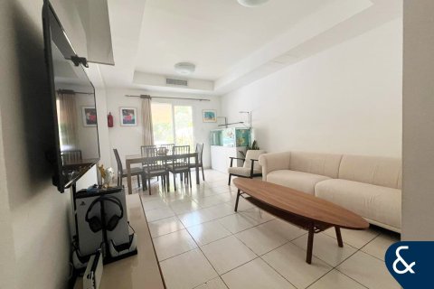 Купить виллу в The Springs, Дубай: 2 спальни, 157м², № 74493 - фото 6