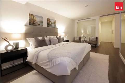 Apartment in Culture Village, Dubai 3 bedrooms, 174.7 sq.m. № 11160 - photo 18
