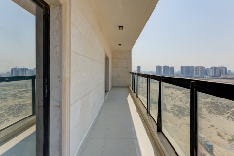 Apartment in Dubai 3 bedrooms, 219 sq.m. № 101253 - photo 10