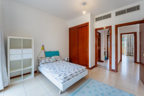 Villa in Dubai 3 bedrooms, 294 sq.m. № 101254 - photo 24