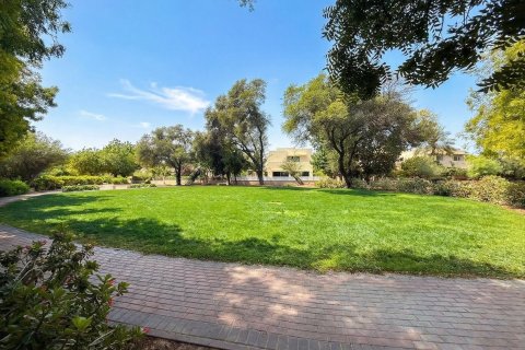 Villa in Dubai 3 bedrooms, 294 sq.m. № 101254 - photo 30