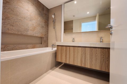 Apartment in Zabeel, Dubai 2 bedrooms, 107 sq.m. № 101246 - photo 7