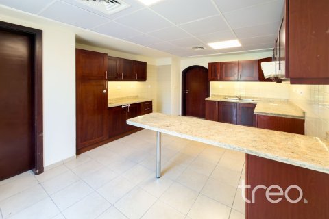 Villa in Arabian Ranches, Dubai 3 bedrooms, 253.44 sq.m. № 136246 - photo 16