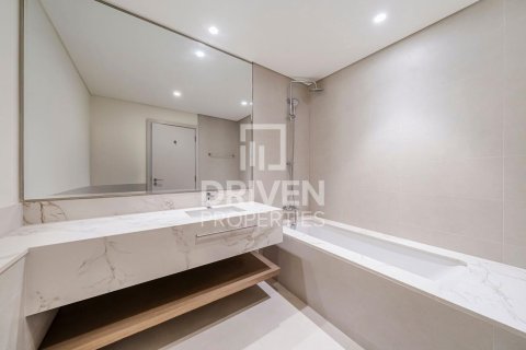 Apartamento en EMAAR Beachfront, Dubai Harbour, Dubai, 1 dormitorio, 73.11 m², № 125360 - foto 6