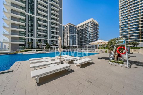 Apartamento en EMAAR Beachfront, Dubai Harbour, Dubai, 1 dormitorio, 73.11 m², № 125360 - foto 7