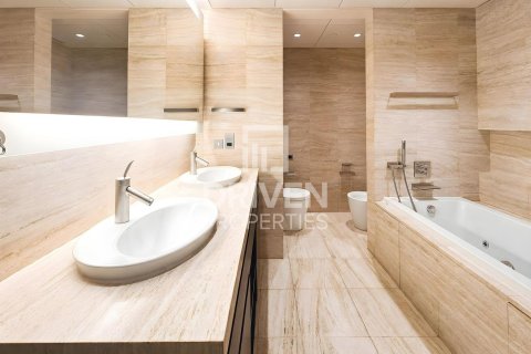 Apartment in Downtown Dubai (Downtown Burj Dubai), Dubai 1 bedroom, 128.02 sq.m. № 125361 - photo 10